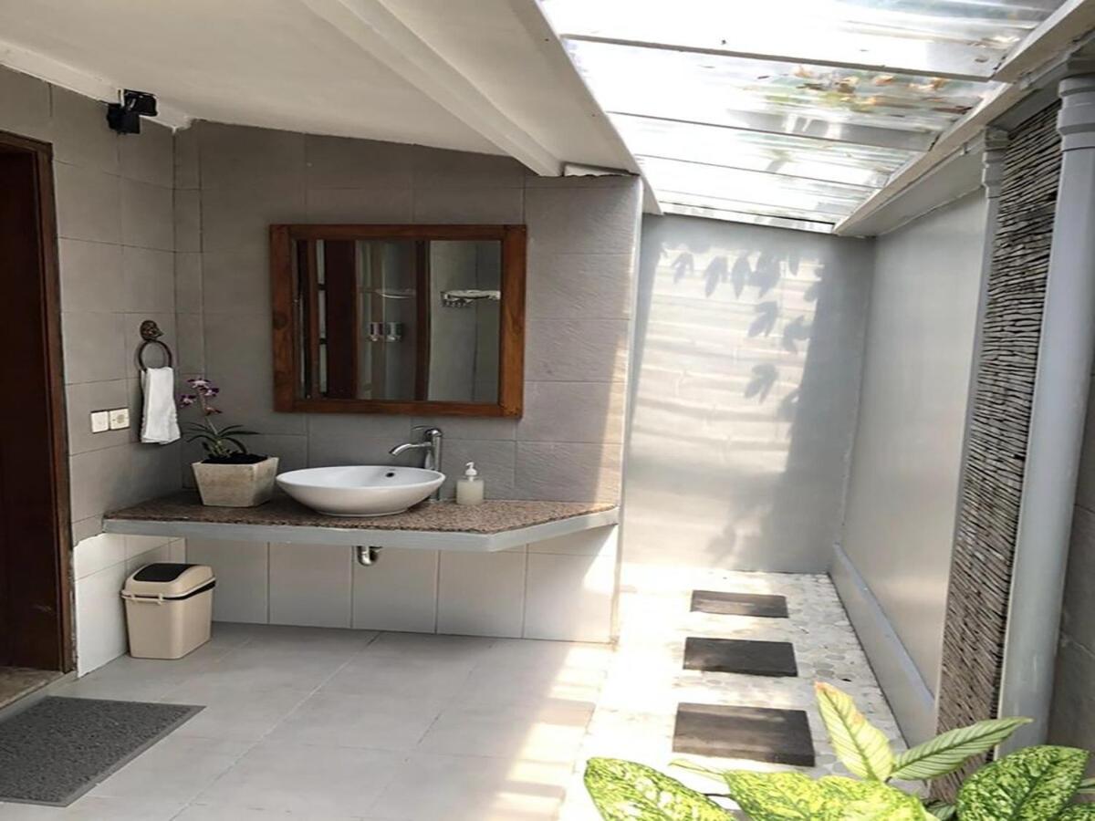 Shishi Bali Villa Seminyak Exteriör bild