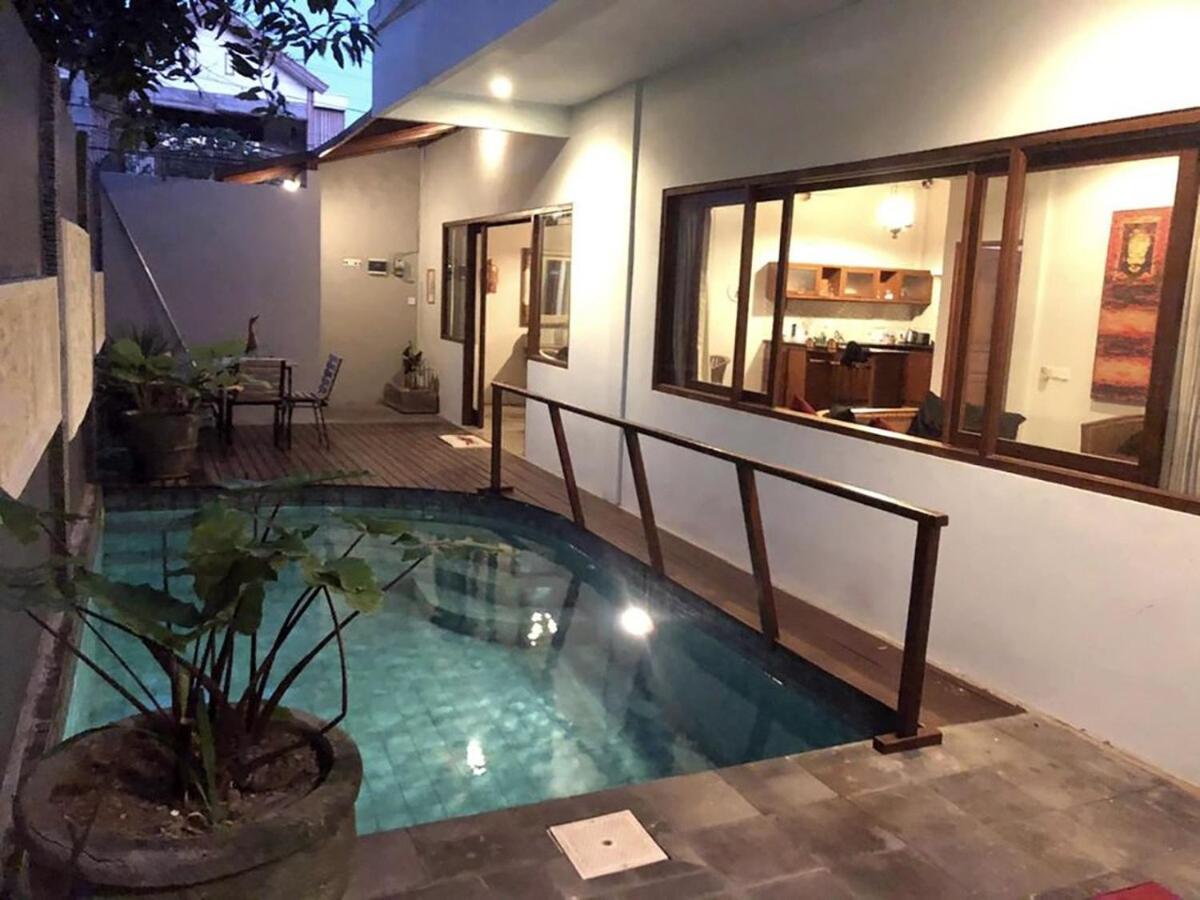 Shishi Bali Villa Seminyak Exteriör bild